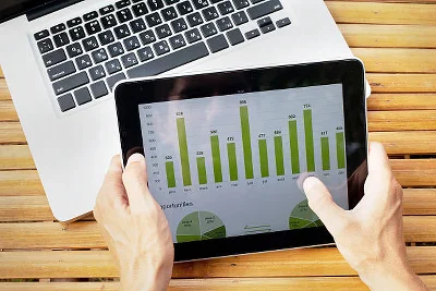 Data Analytics and Business Intelligence for Energy Companies